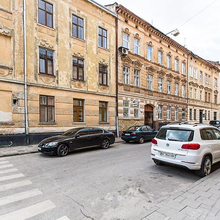 3 Vodna Apartment Lviv Eksteriør bilde