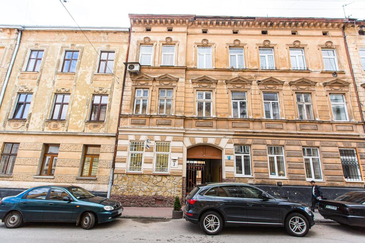 3 Vodna Apartment Lviv Eksteriør bilde