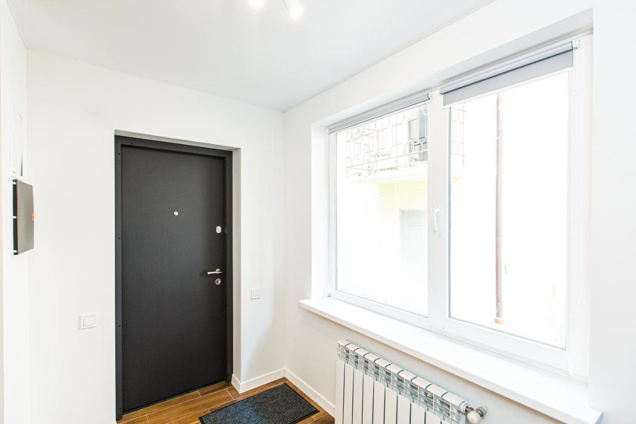 3 Vodna Apartment Lviv Eksteriør bilde