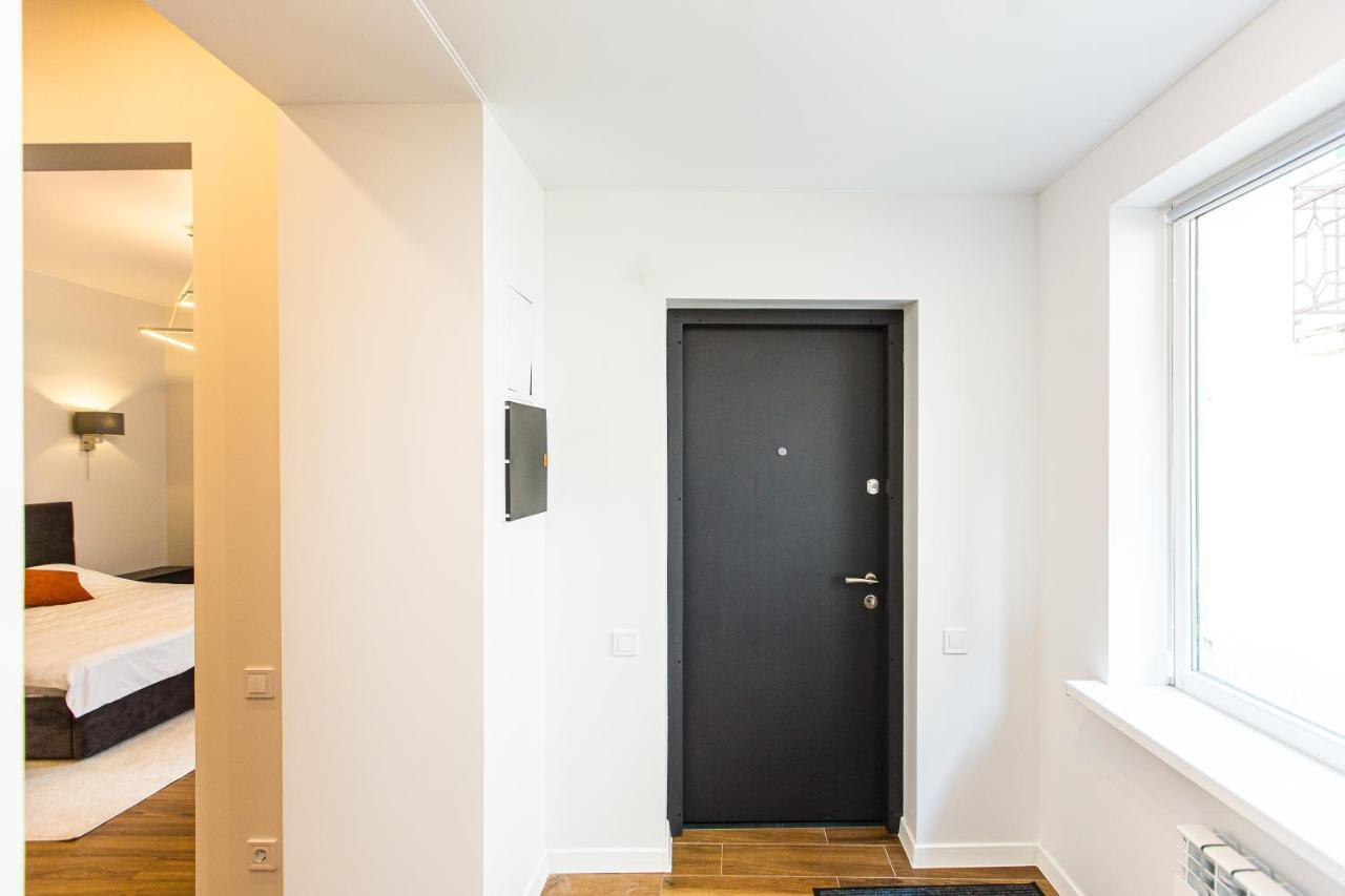 3 Vodna Apartment Lviv Eksteriør bilde